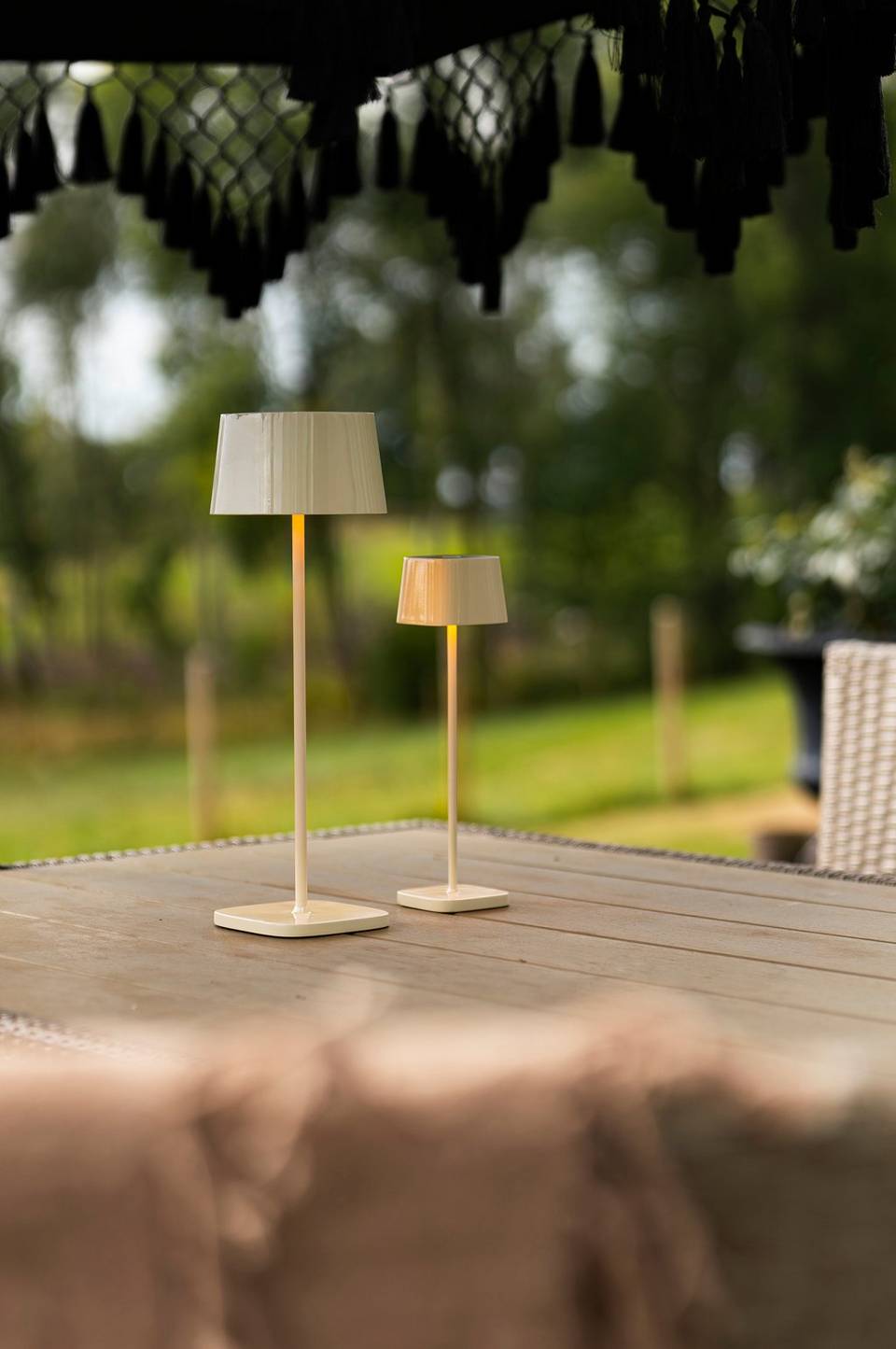 Konstsmide Capri bordslampa Usb, vit från Konstsmide, bild 2