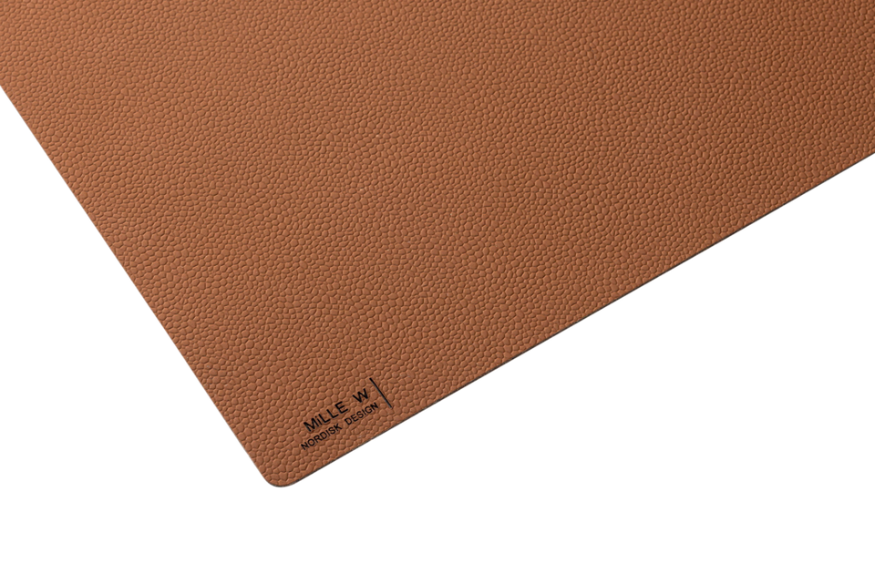 MiLLE W NORDISK DESIGN Skrivbordsunderlägg 60x40cm, brun från MiLLE W NORDISK DESIGN, bild 5