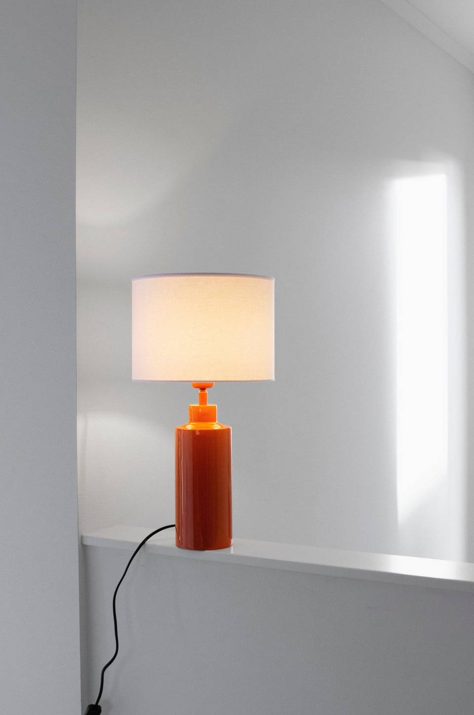 PR Home Bordslampa Solo, orange från PR Home, bild 5