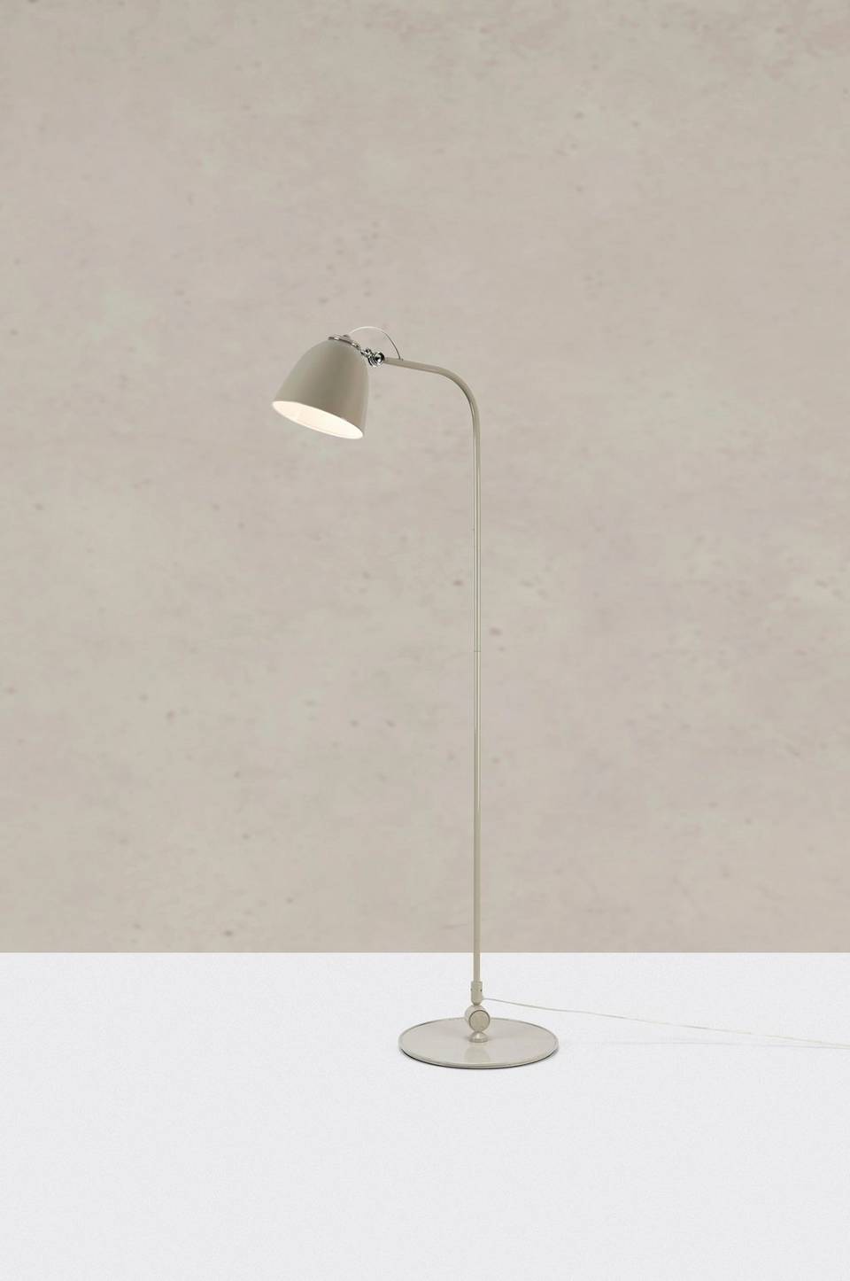 Markslöjd Golvlampa Tilt, beige från Markslöjd, bild 2