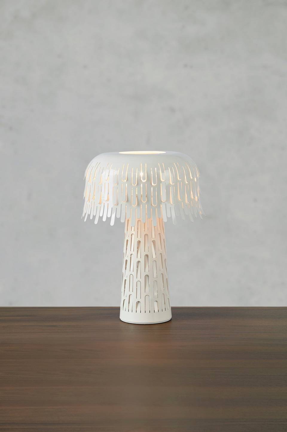 Markslöjd Bordslampa Verbera, vit från Markslöjd, bild 5