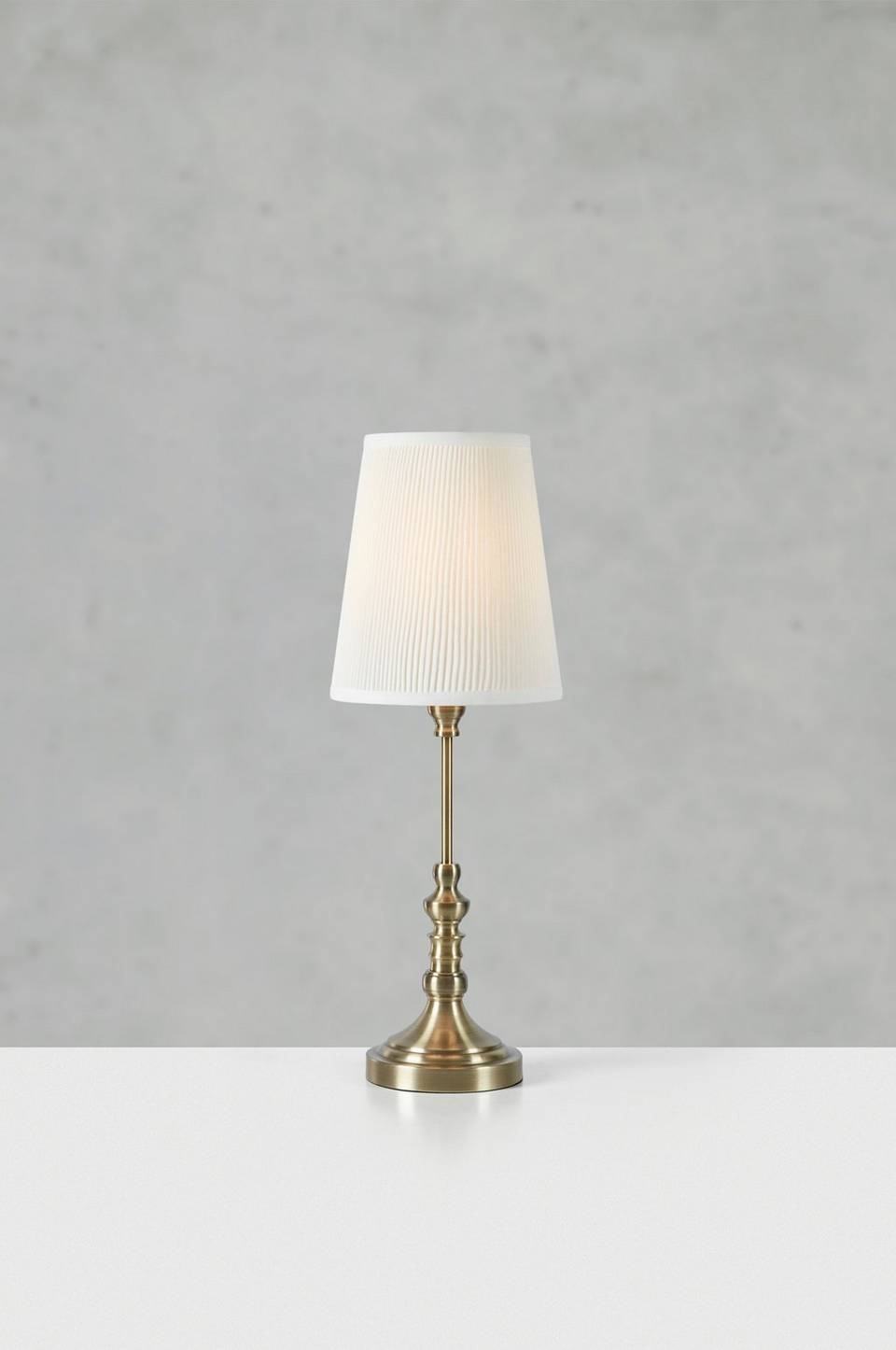 Markslöjd Bordslampa Noble 66cm, beige från Markslöjd, bild 2