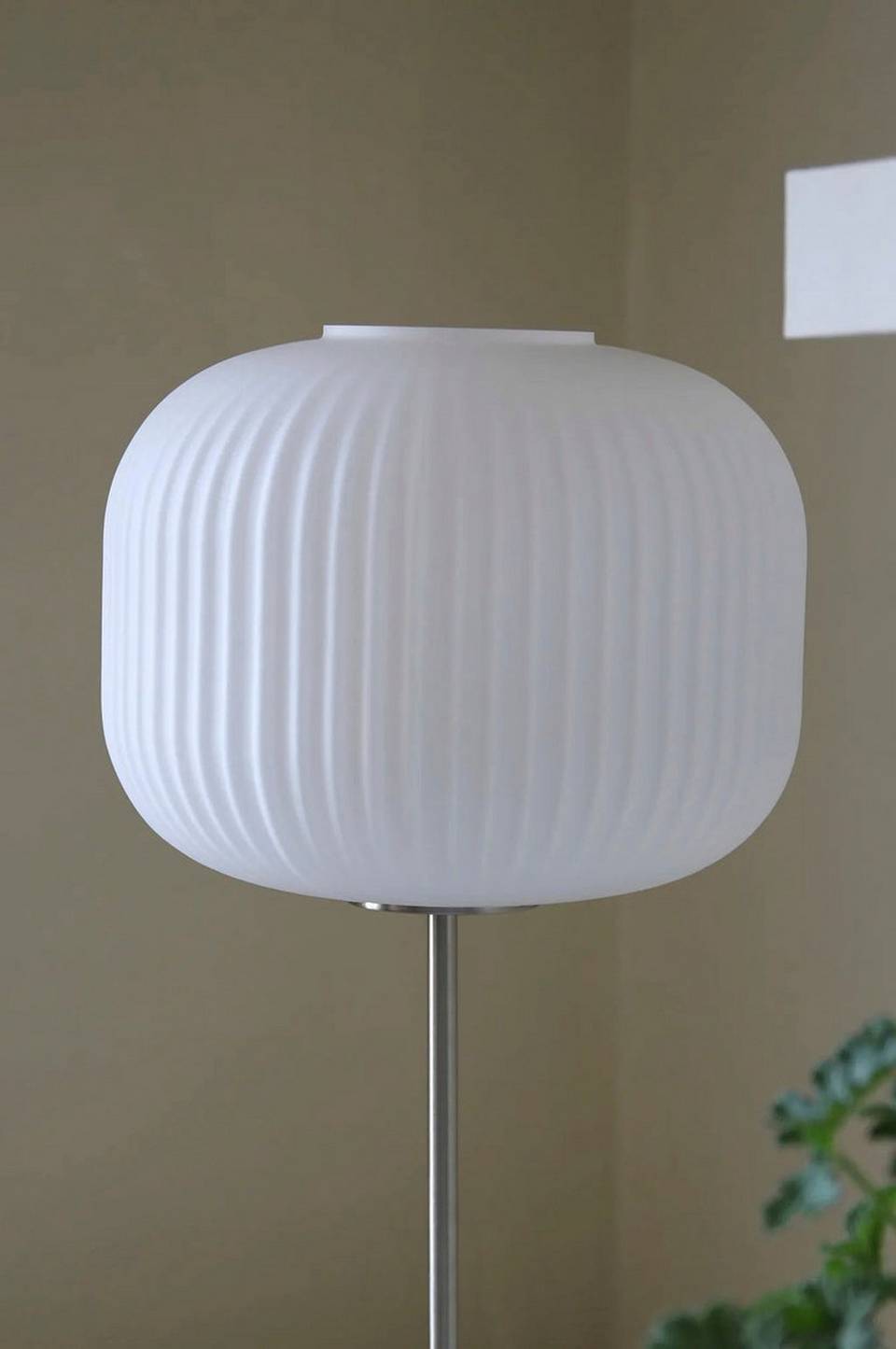 Markslöjd Bordslampa Sober, vit från Markslöjd, bild 2