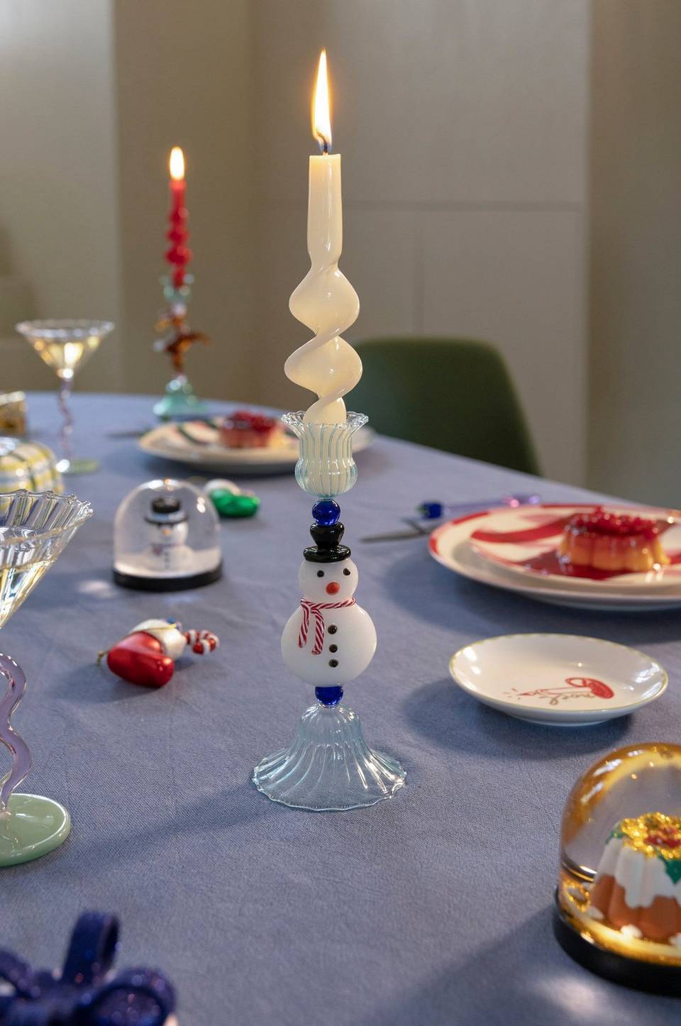 &k Amsterdam Ljusstake Glada snögubben, vit från &k Amsterdam, bild 2