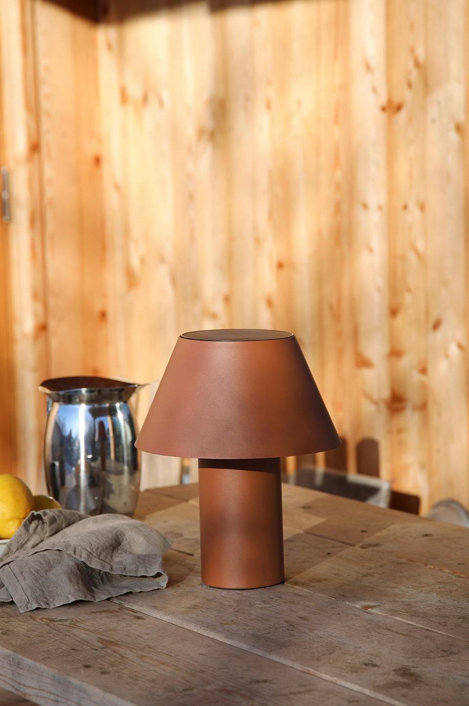 Markslöjd Solcellsbaserad bordslampa Vivo, brun från Markslöjd, bild 5