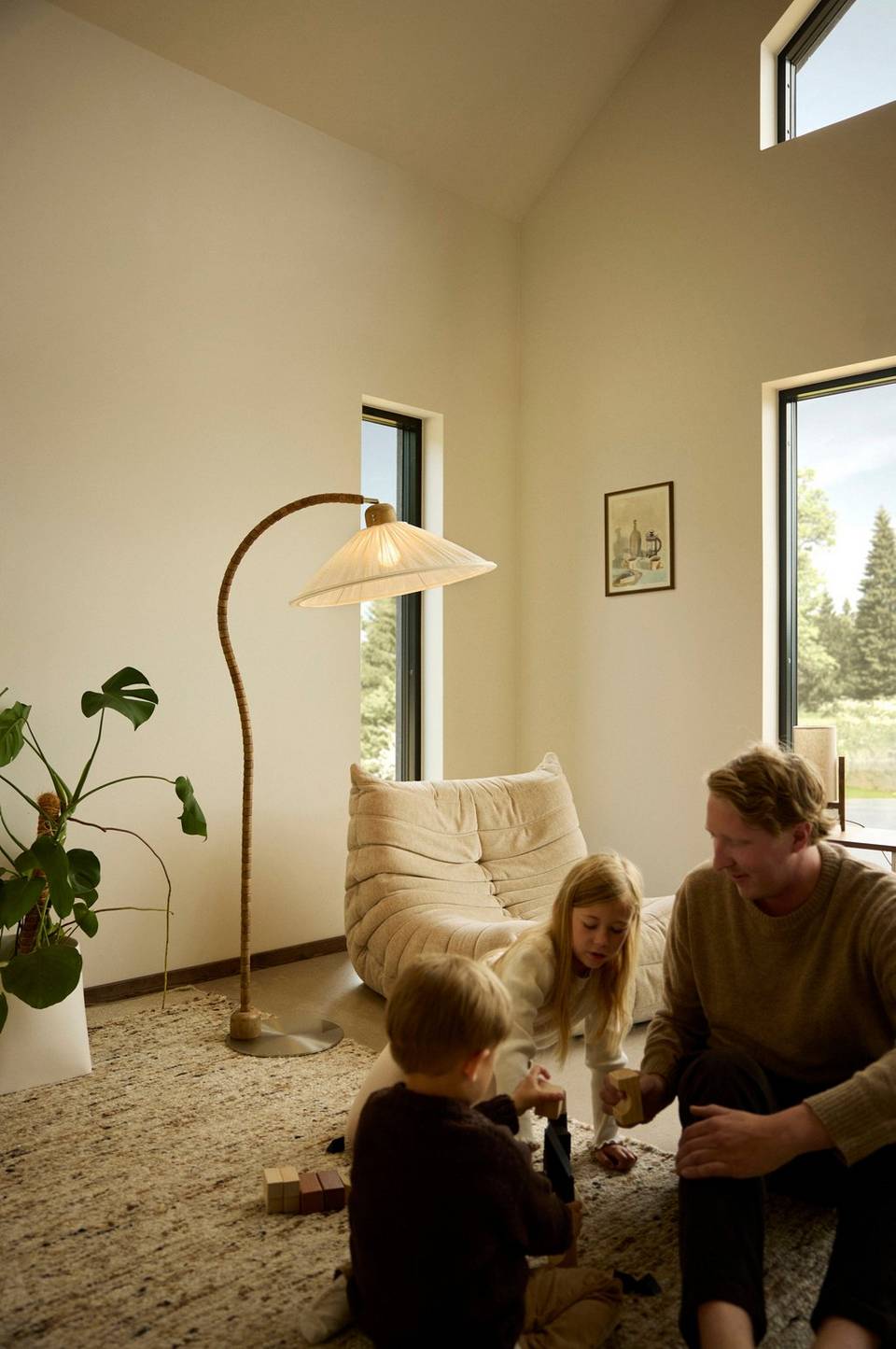 Markslöjd Golvlampa Esset Svanhals 1L, brun från Markslöjd, bild 2