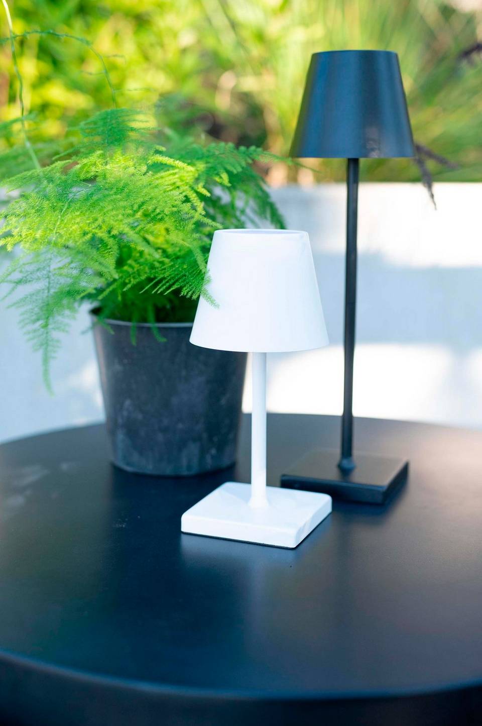 Wikholm Form Siena LED-bordLampa, vit från Wikholm Form, bild 2