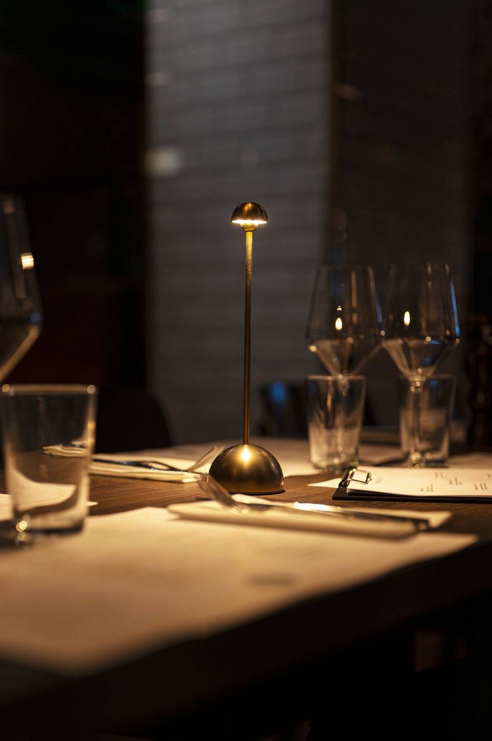 Konstsmide Bordslampa Bandol -Usb, guld från Konstsmide, bild 2