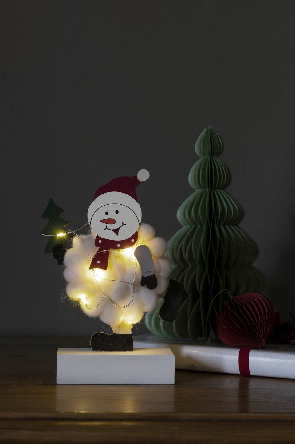 Konstsmide B/O Wood&Cotton Snögubbe 6 LED, vit från Konstsmide, bild 2