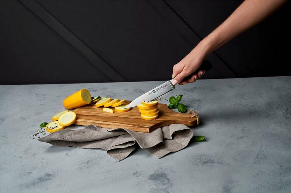 Zwilling ****Vire Sterne, skärkniv 16 cm, svart från Zwilling, bild 5