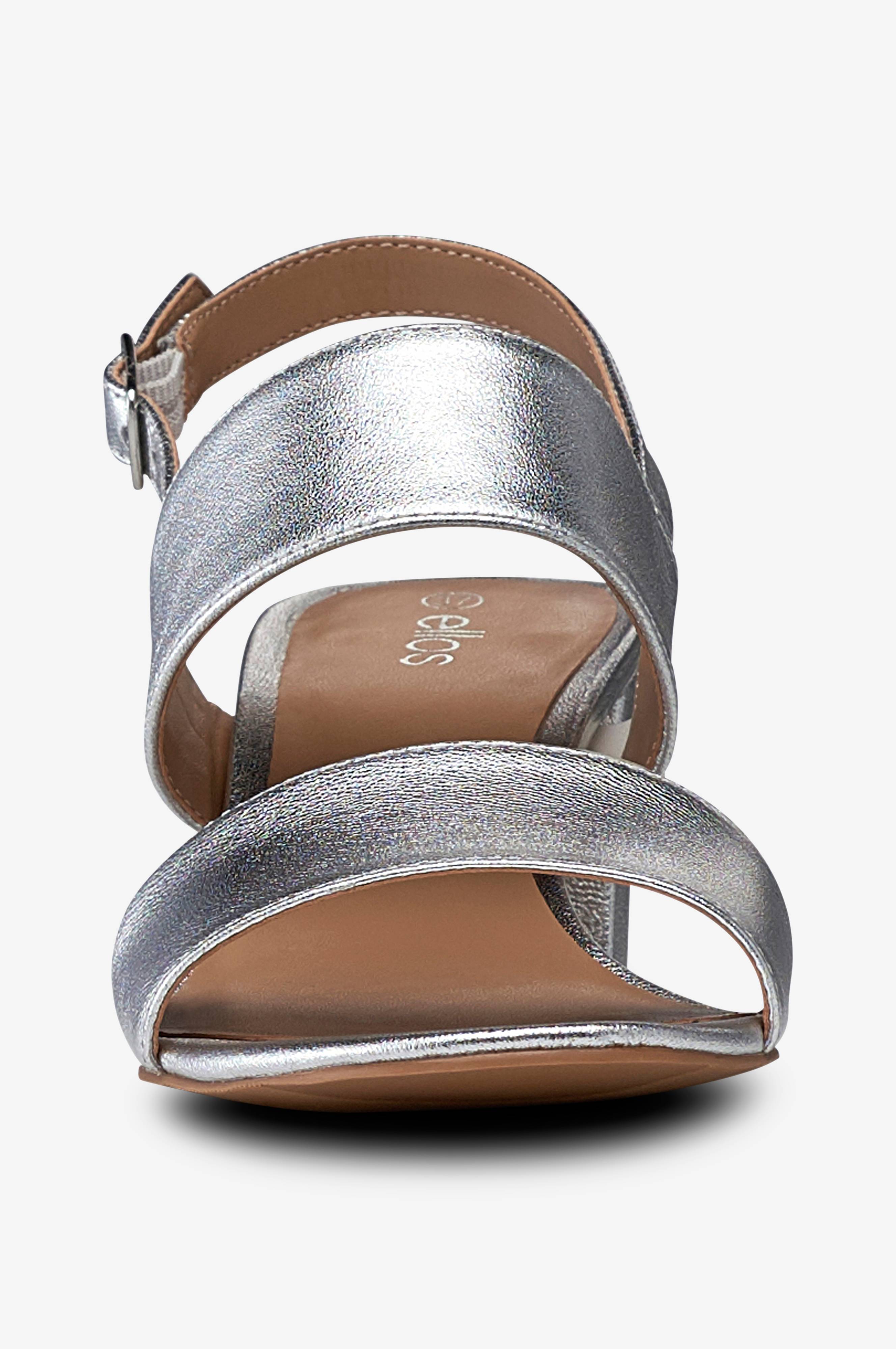 Klappe Erhverv Indbildsk Ellos Shoes Sandal med blokhæl - Sølvfarvet - Sandaler med hæl - Ellos.dk