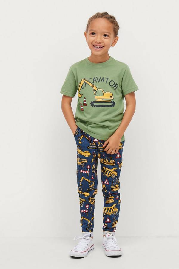 Ellos - Sæt Jeffrey t-shirt og bukser - Sort - 110/116 - Diverse børnetøj - til børn (29727816)