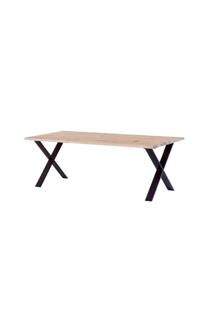 Matbord Exxet 210 cm med X-ben i metall