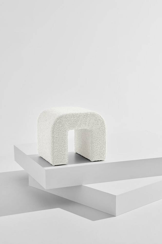 Odette puff i bouclé 45x41 cm Vit