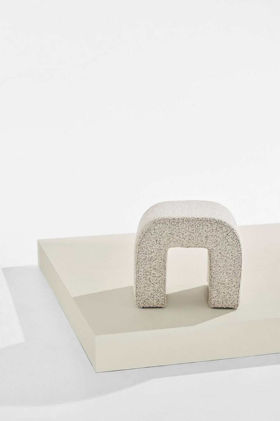 Pastill Odette puff i bouclé 45x41 cm, beige från Pastill, bild 5
