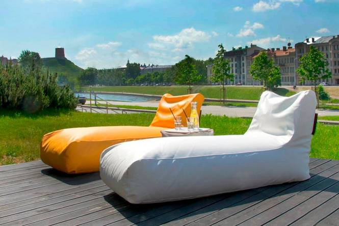 Solsäng & solbädd sittsäck Sunbed Outside