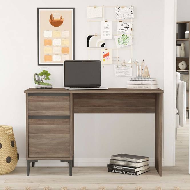 Skrivebord AR8