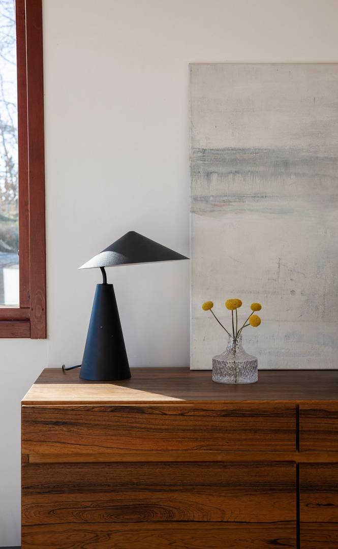 Luna bordslampa Sandig svart