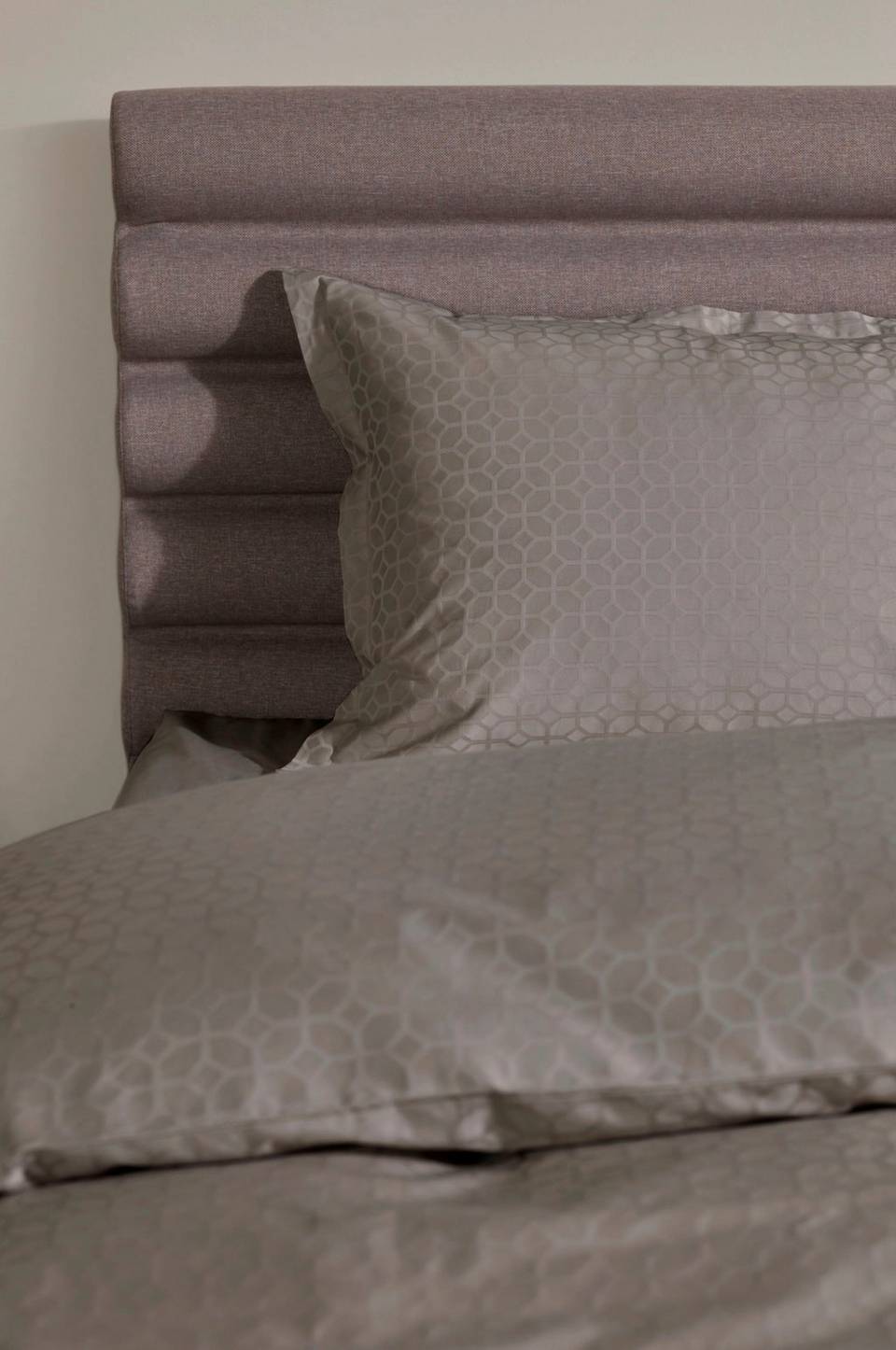 Tempur Påslakan satin luxe jacquard, beige från Tempur, bild 5
