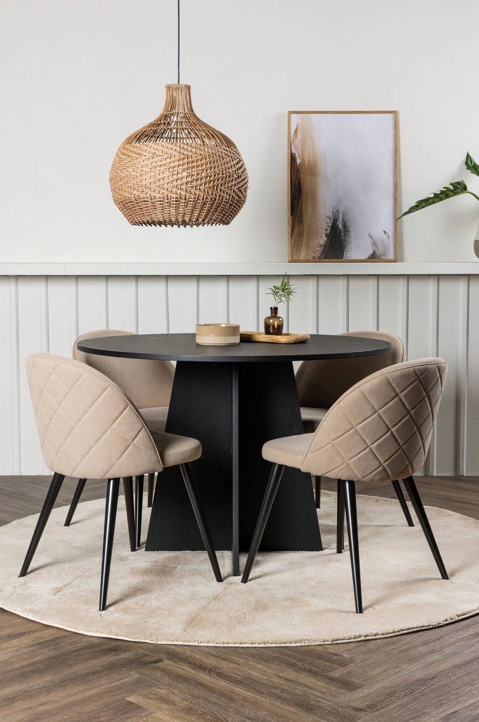 Venture Home Matgrupp Bootcut med 4st matstolar Velvet, svart från Venture Home, bild 5