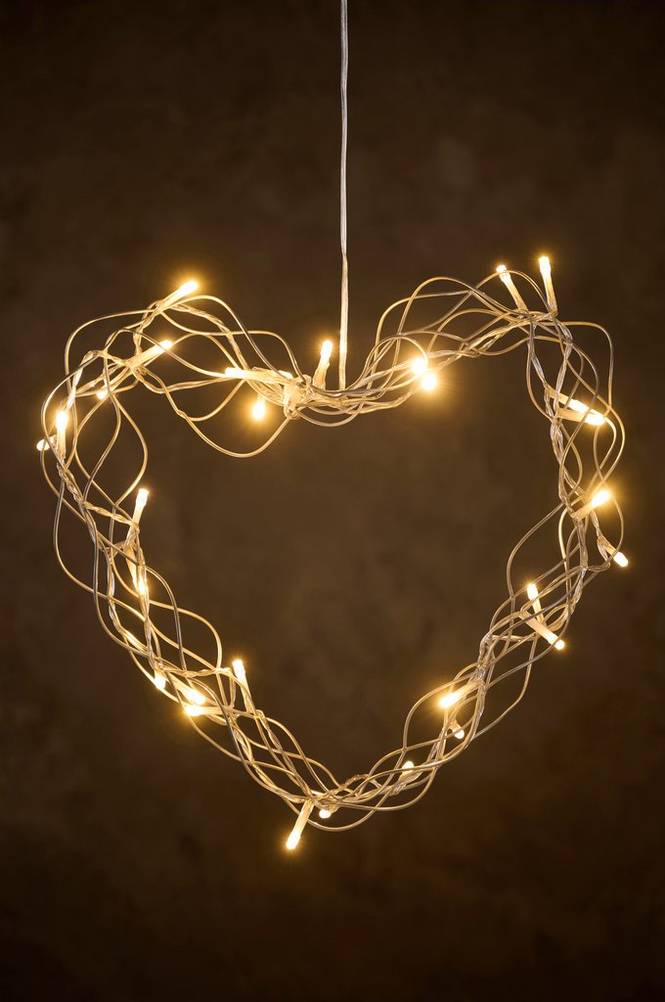 LJUSSLINGA HJÄRTA MED 40 LED ADAPTER TIMER Ø35 CM