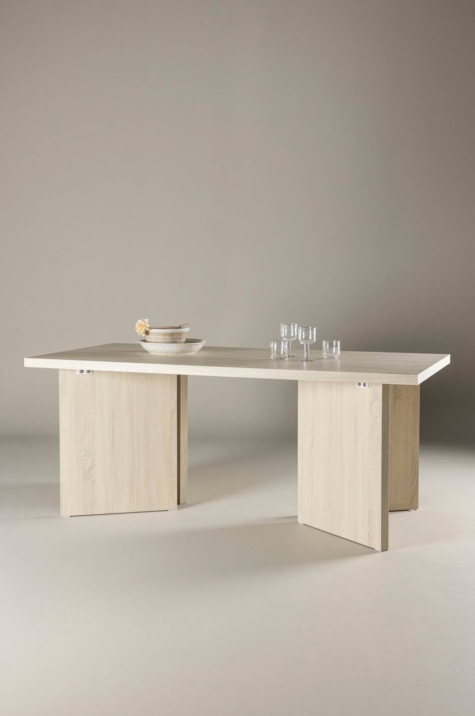 VIND Matbord Bassholmen 180 cm, beige från VIND, bild 5