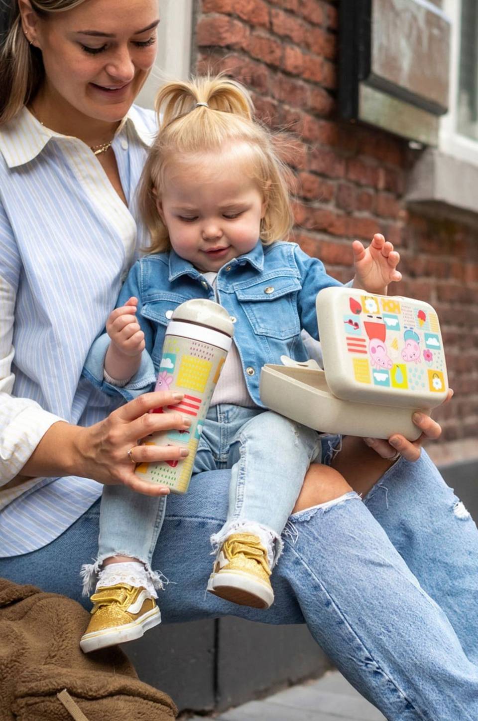 Koziol Lunchlåda Candy Peppa Pig L, beige från Koziol, bild 5