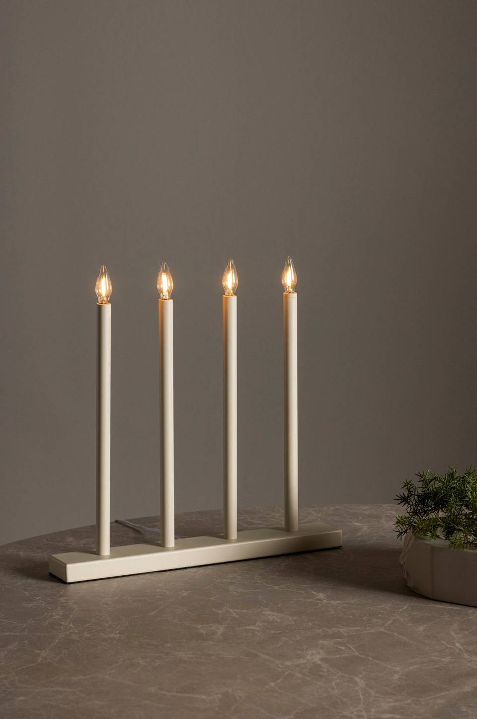 Venture Home Bordslampa Lofsdalen, beige från Venture Home, bild 2