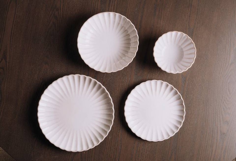 Zelected by Houze Sidoplatta Dahlia Sand 4-p, beige från Zelected by Houze, bild 5
