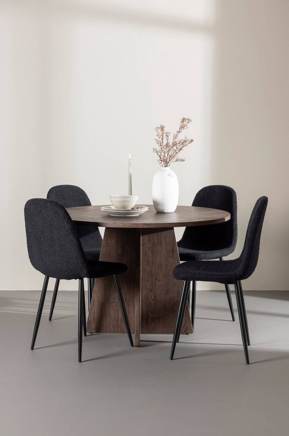 Venture Home Bootcut matbord med Polar matstol, svart från Venture Home, bild 5