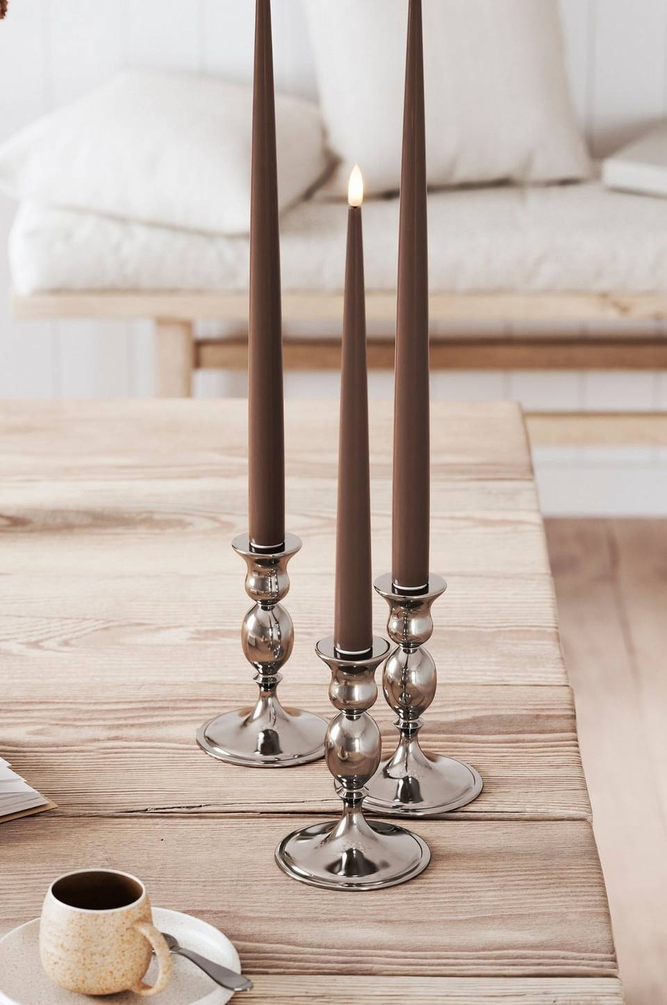 DeluxeHomeart LED Taper Candle Shiny 2,2x38 cm 2 st, brun från DeluxeHomeart, bild 5