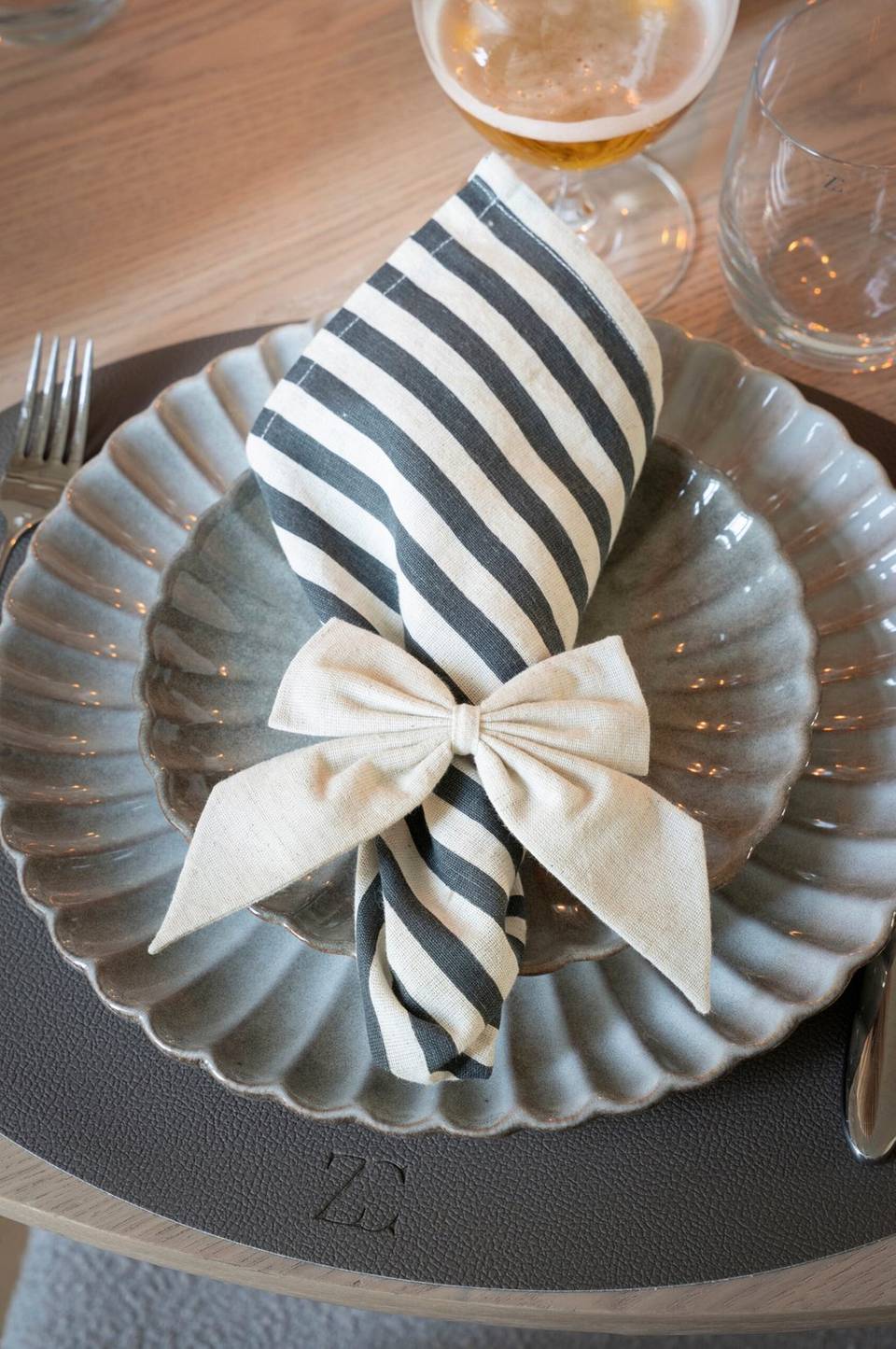 Zelected by Houze Servett Valentina set/2, beige från Zelected by Houze, bild 5