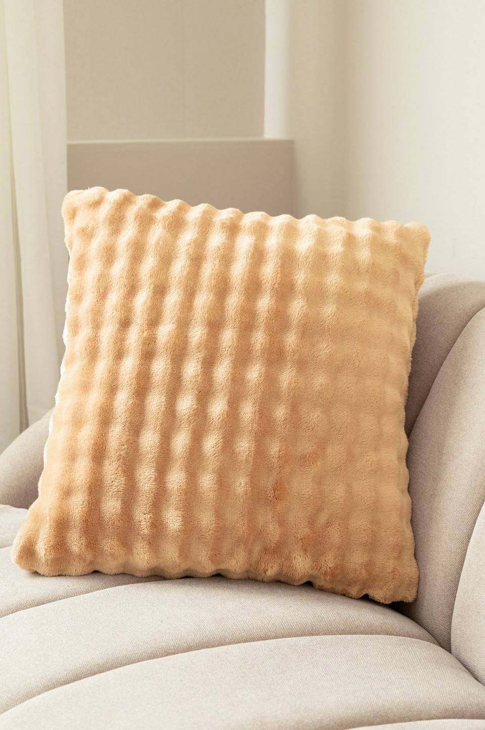 KM Home Kudde Pom Pom, beige från KM Home, bild 5