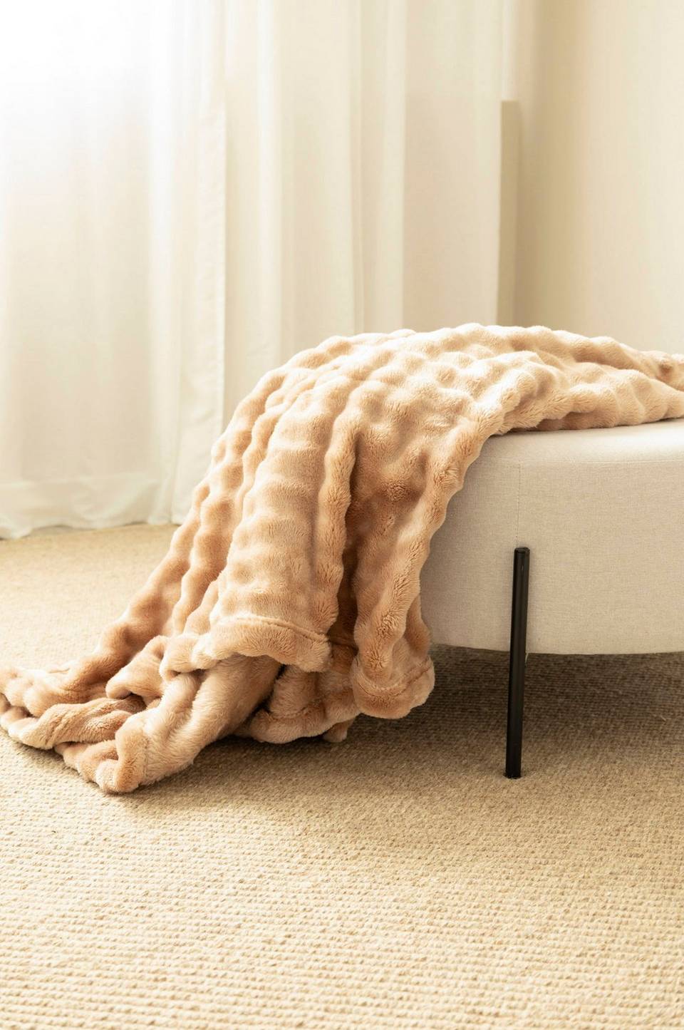 KM Home Filt Pom Pom, beige från KM Home, bild 5