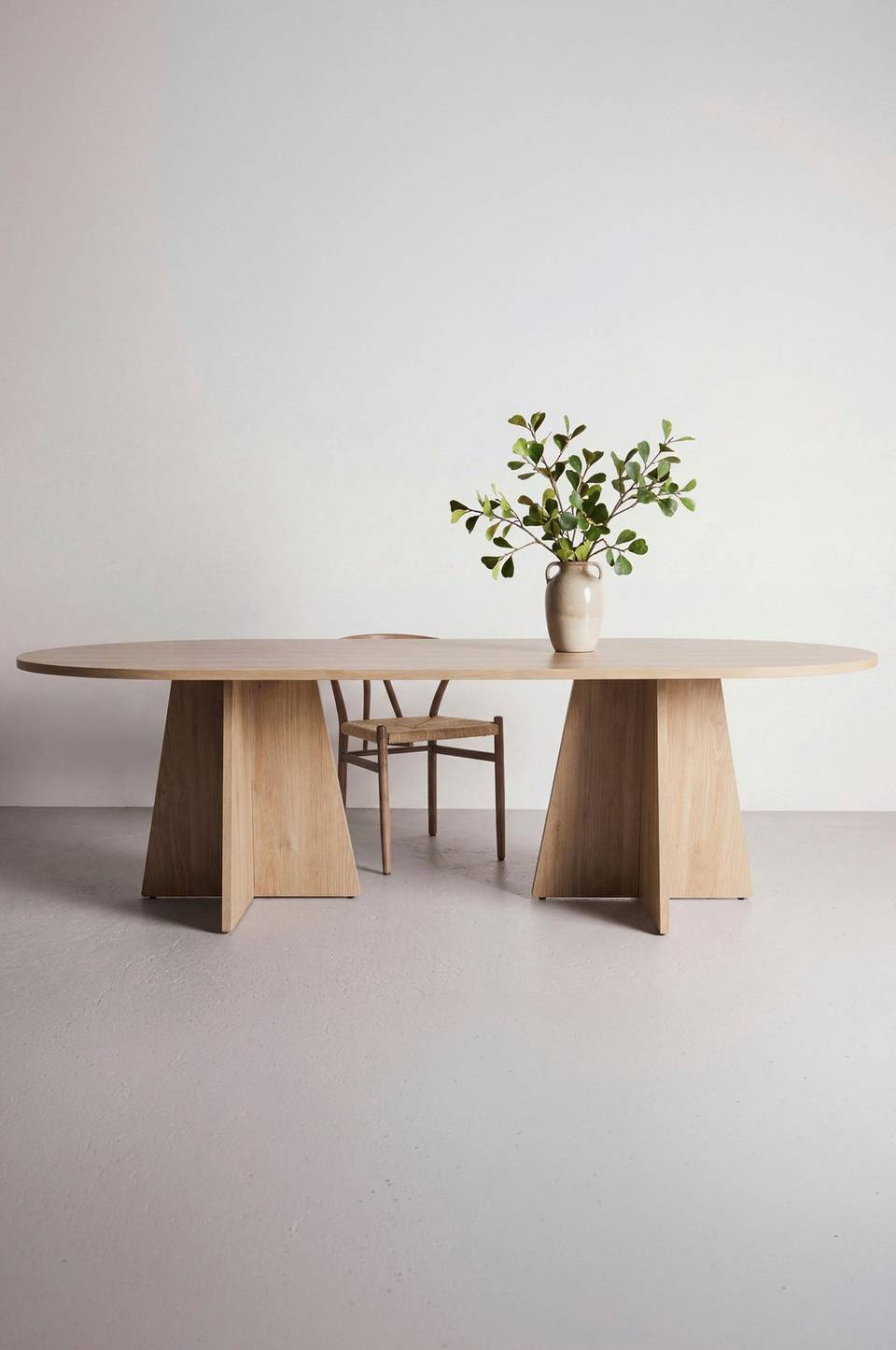 Venture Home Bootcut Ovalt matbord, beige från Venture Home, bild 5