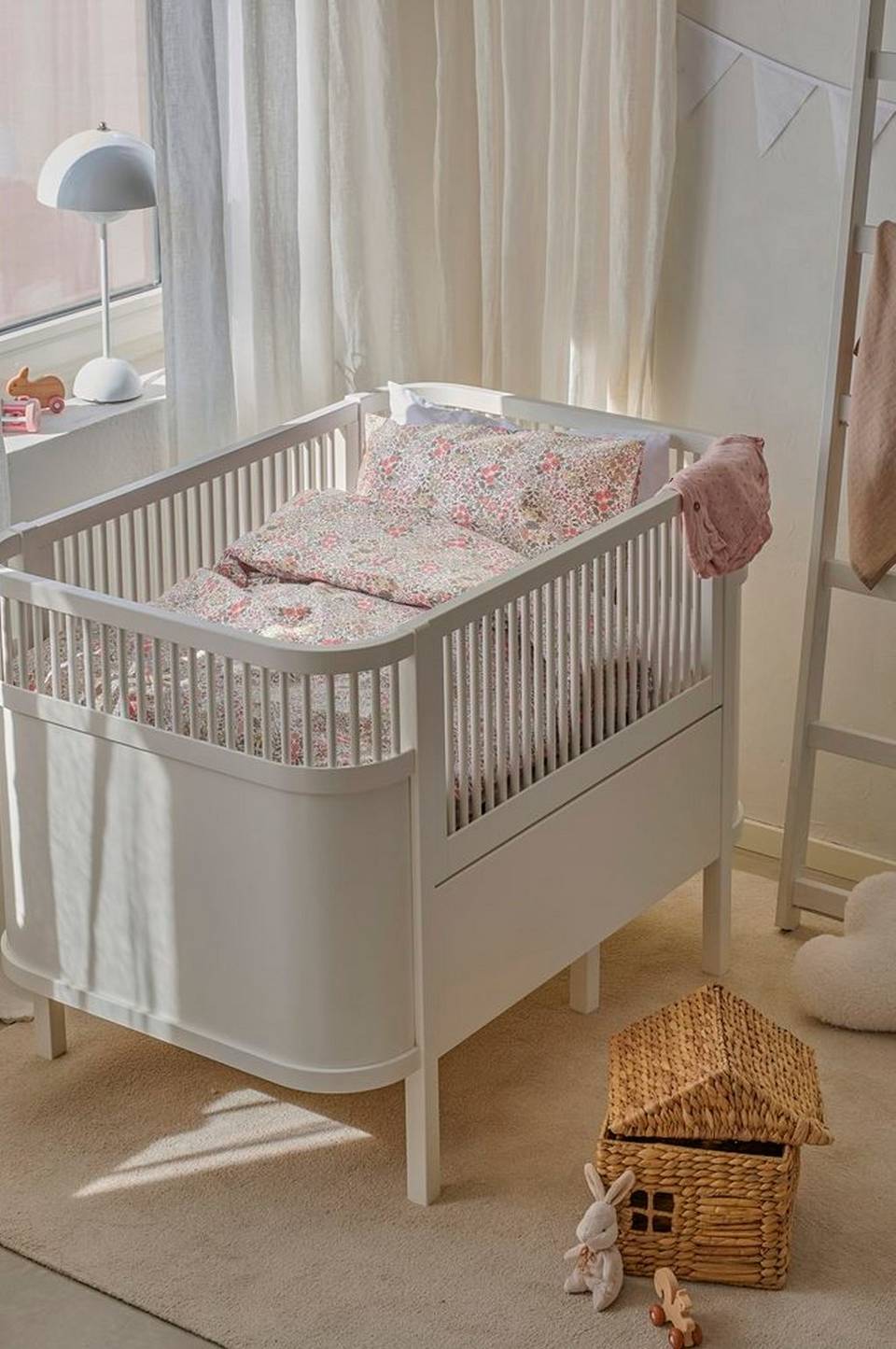 Borganäs of Sweden Påslakan till spjälsäng Floret, beige från Borganäs of Sweden, bild 5