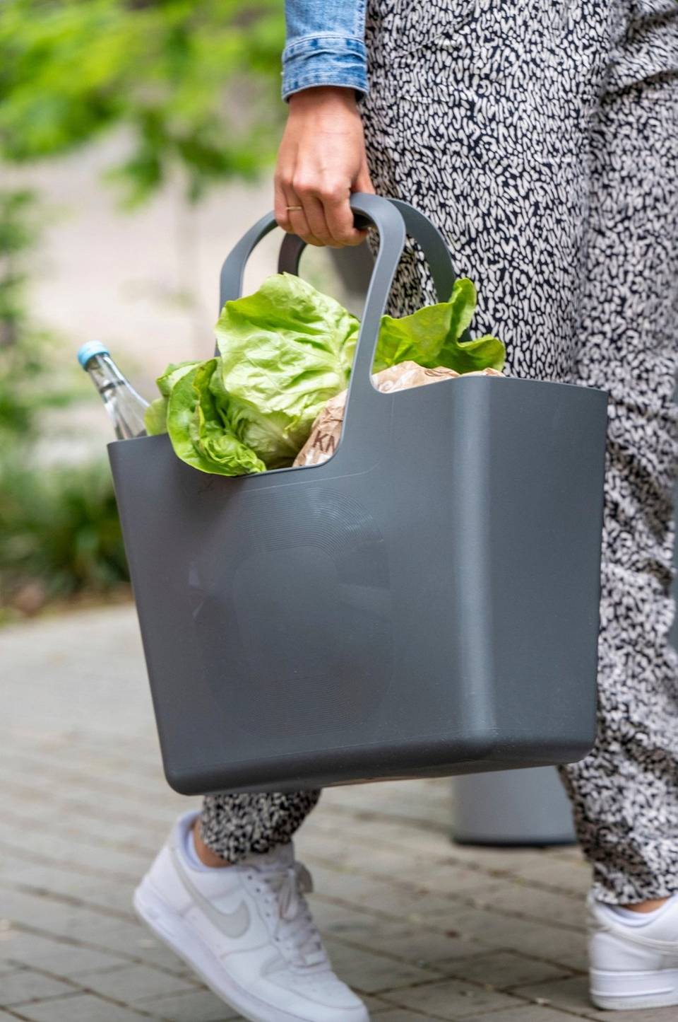 Koziol Väska Tasche Xl, grå från Koziol, bild 5