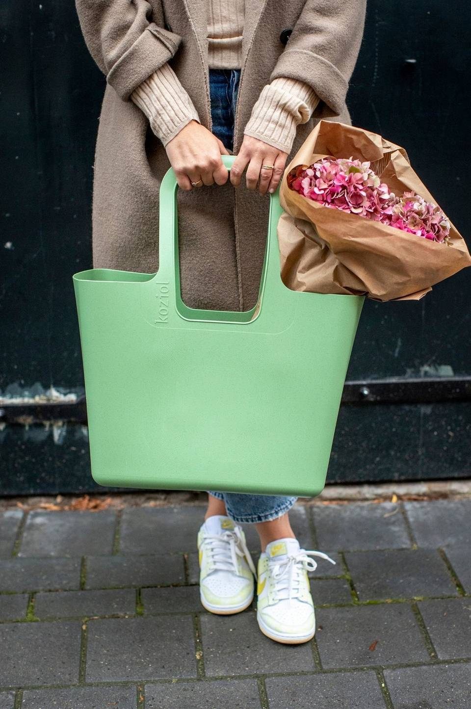 Koziol Väska Tasche Xl, grön från Koziol, bild 5