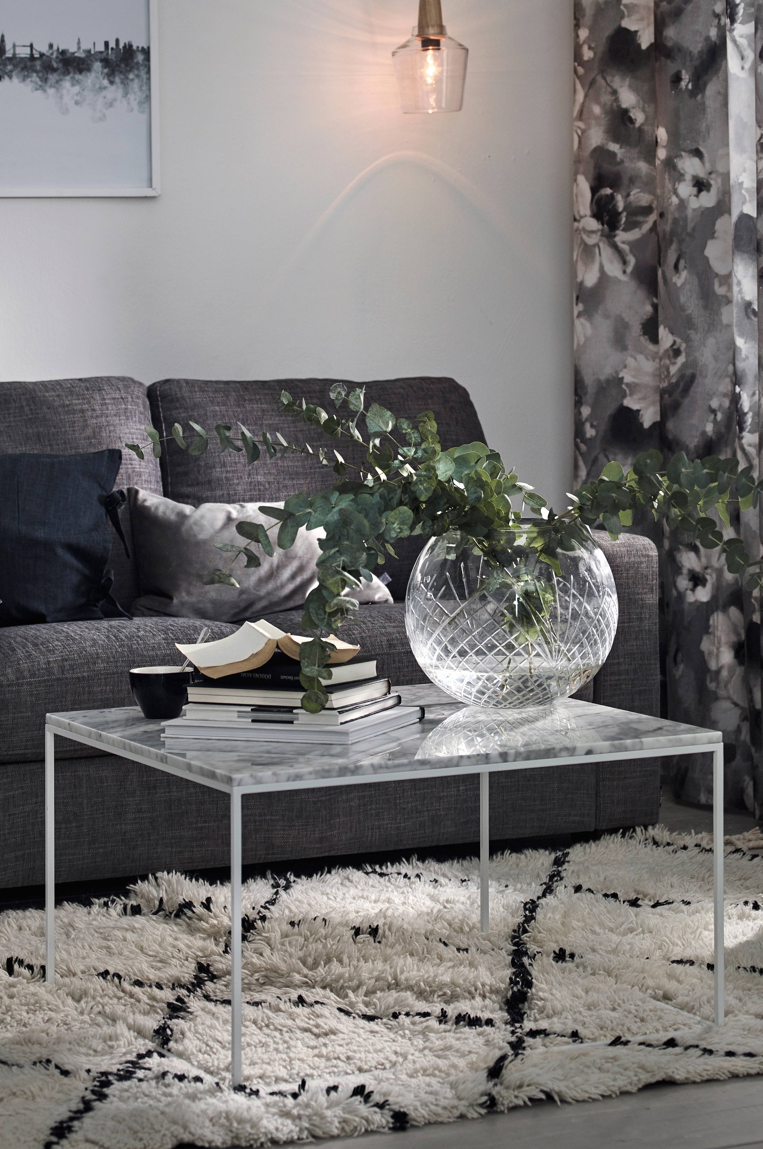 NYLAND Couchtisch 70 x 70 cm, Marmor - Weiß - Möbel
