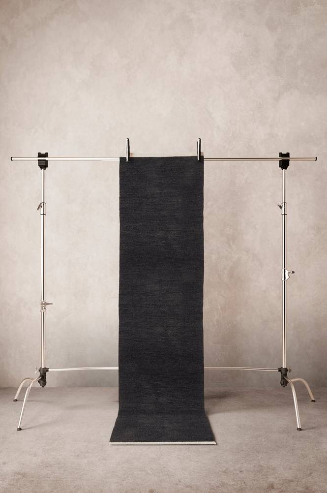 COMOLINO ullmatta 70x250 cm Mörkgrå