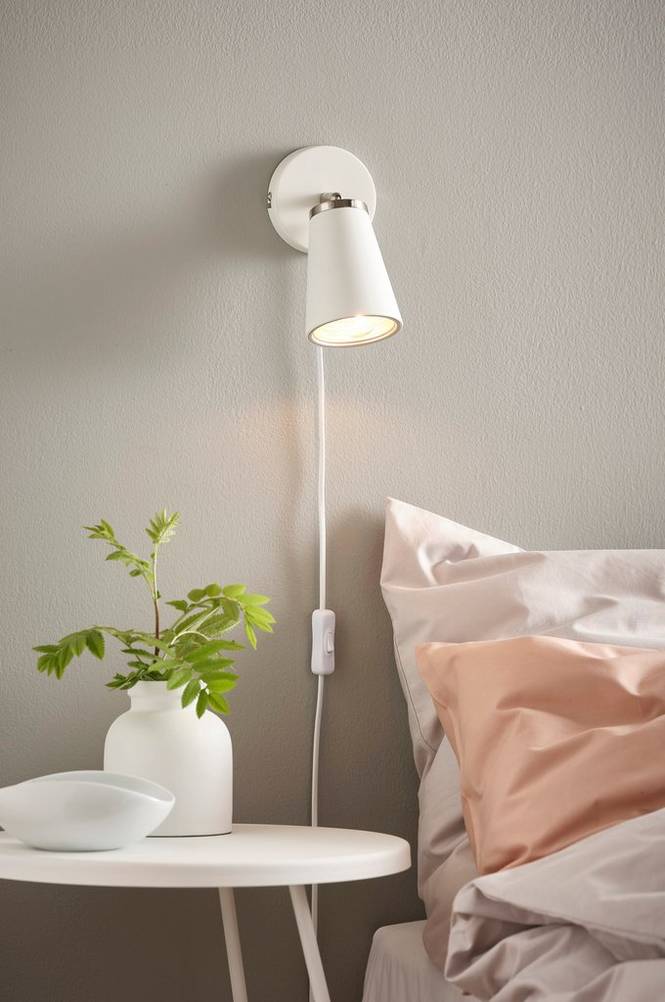STUBBS vägglampa Vit