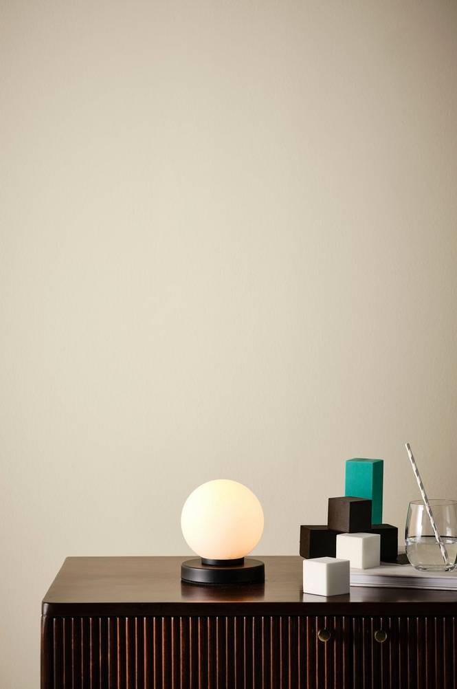 LEANDRO bordslampa Svart