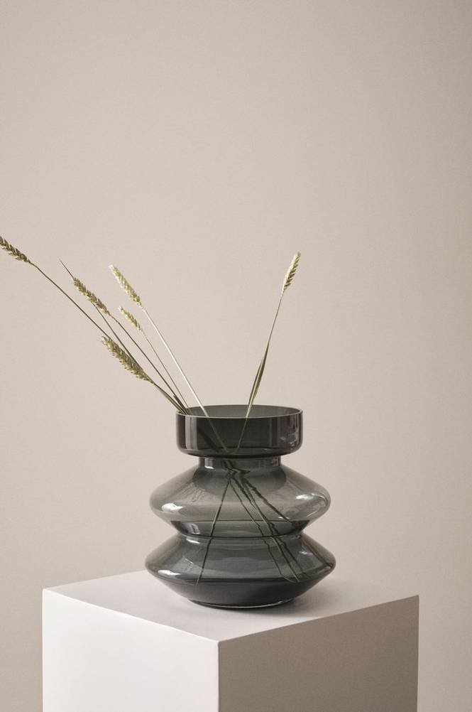 HAZE glasvas - höjd 22 cm Svart