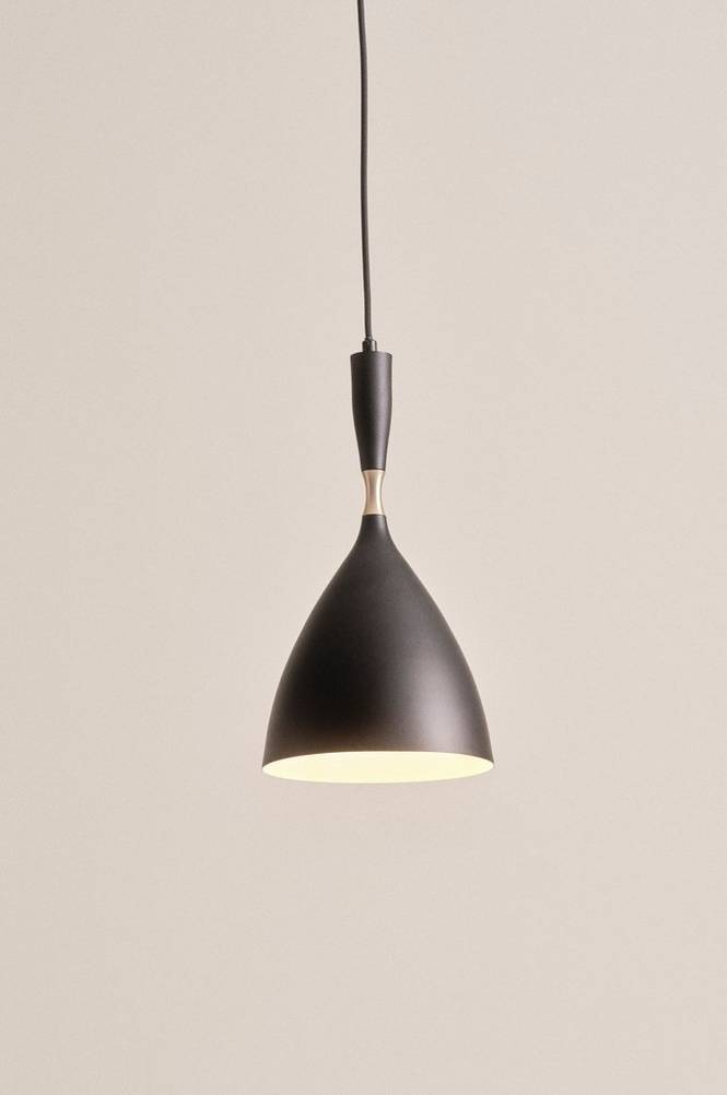 BEE fönsterlampa Svart