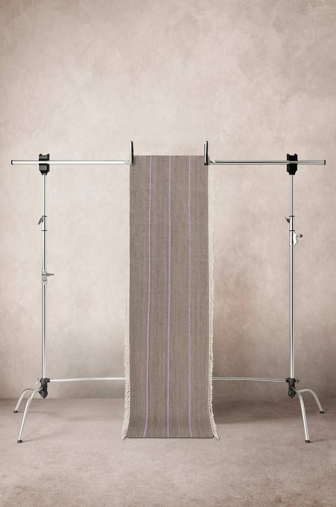 LORI STRIPE 02 ullmatta 70x200 cm Grå/ljuslila