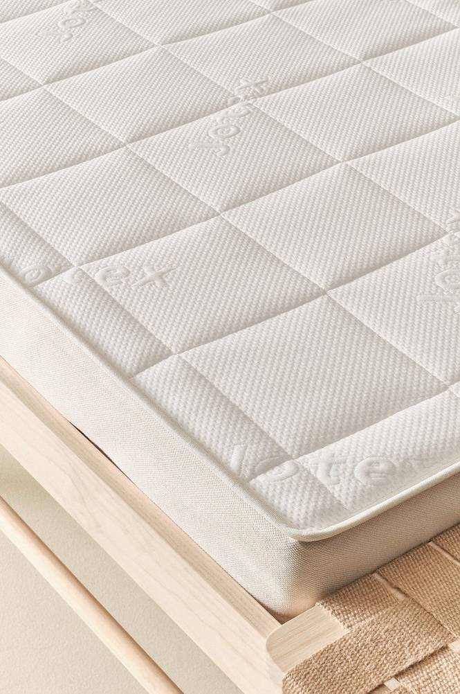 QUARTO skummadrass medium til barn 70x160 cm