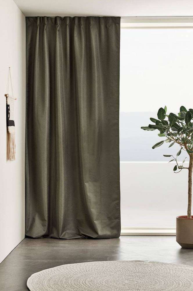 MANE mörkläggningsgardin - 1 längd Grågrön