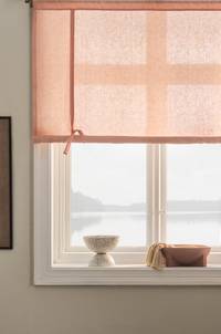 JONIE roll up-gardin i linne Blek persika