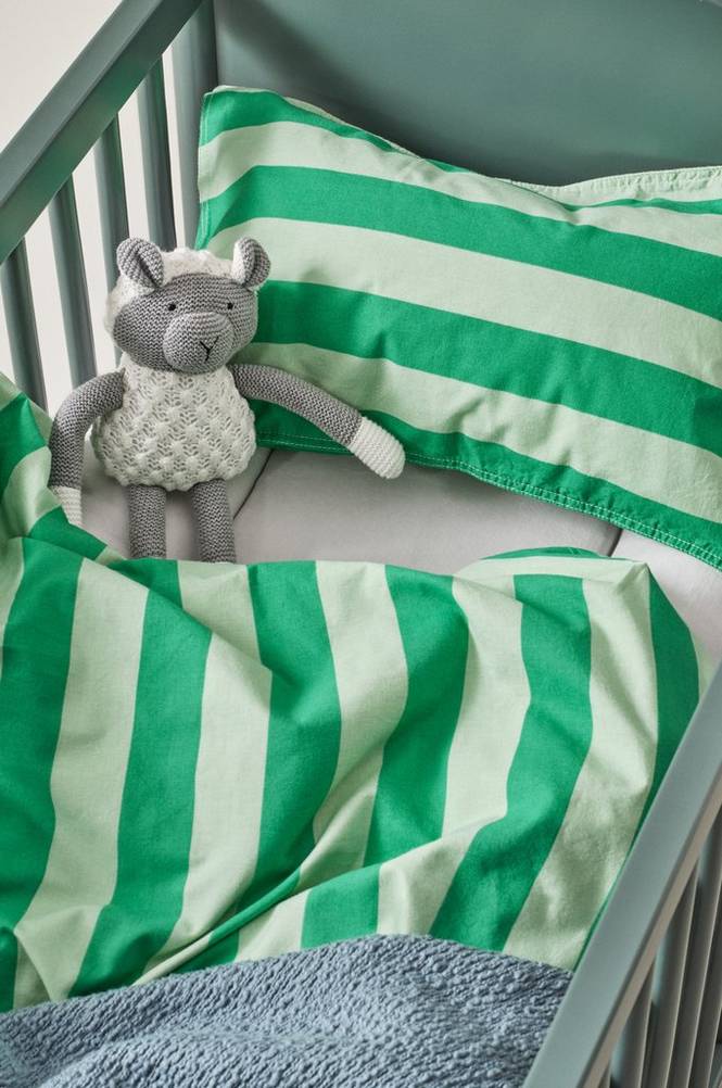 EVELYN MINI påslakanset spjälsäng - ekologisk