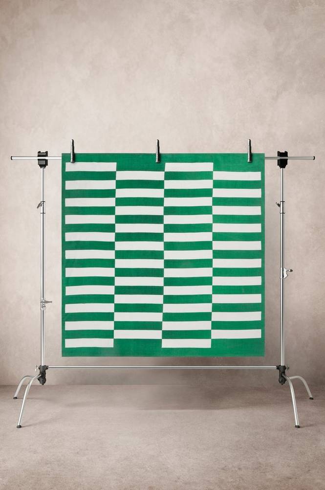 PIANILLO slätvävd matta 180x180 cm Grön/vit